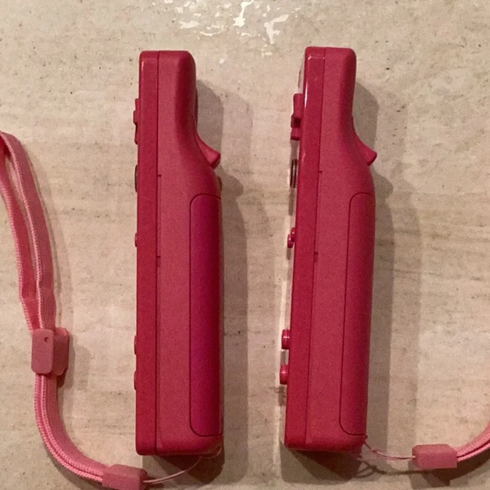 Nintendo Wii Remotes Controller OEM Lot Of 2 Pink Remote Authentic